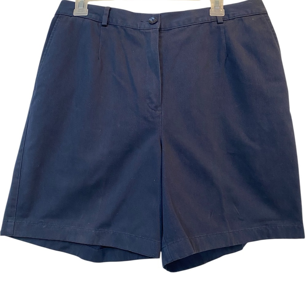 L.L. Bean Women size 12 Navy Tailored Cotton High-Waist Hiking Walking Shorts,